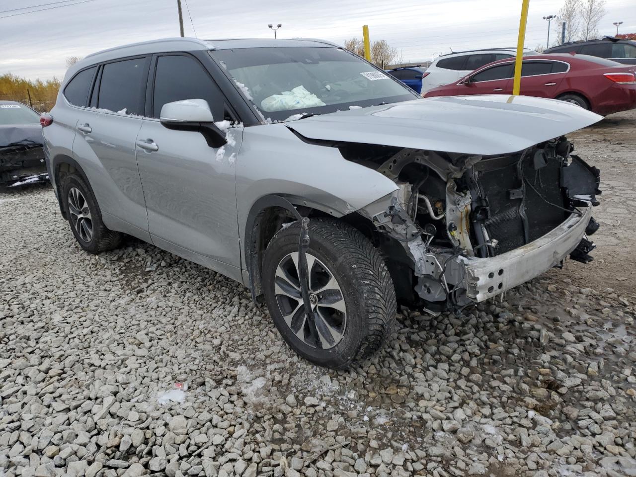 2020 TOYOTA HIGHLANDER XLE photo 10