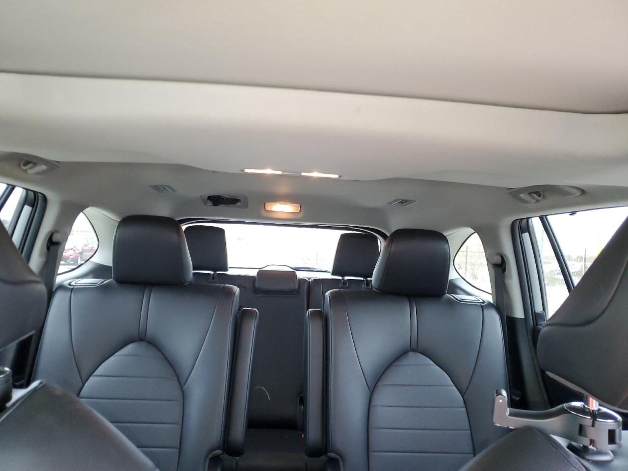 2020 TOYOTA HIGHLANDER XLE photo 28
