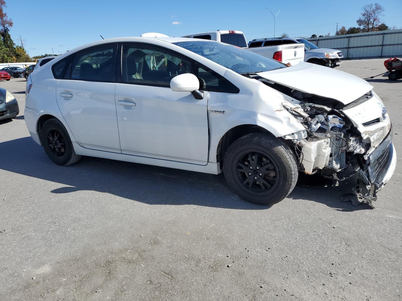 2013 TOYOTA PRIUS photo 4