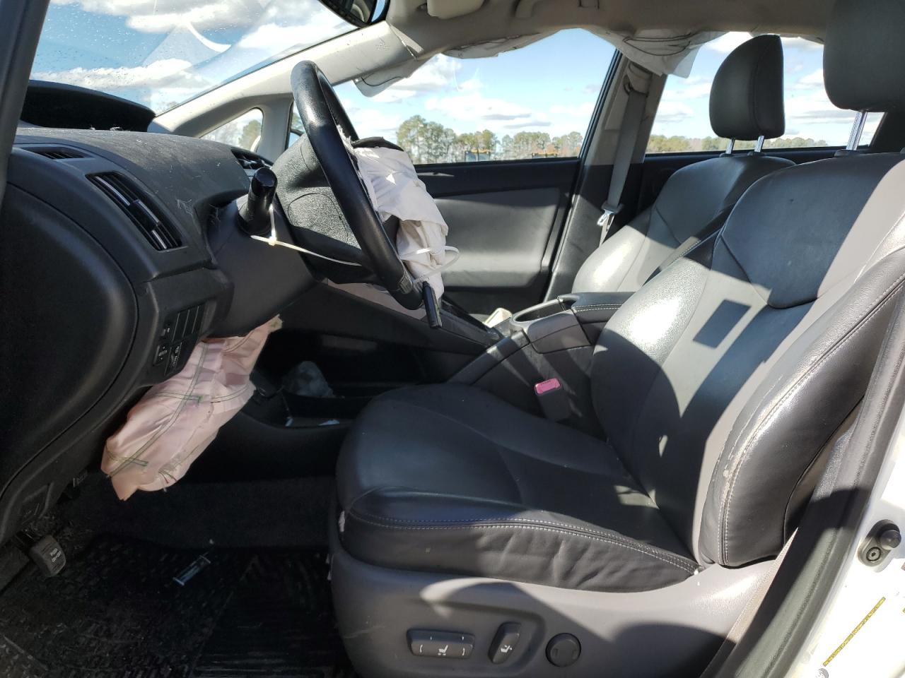 2013 TOYOTA PRIUS photo 7