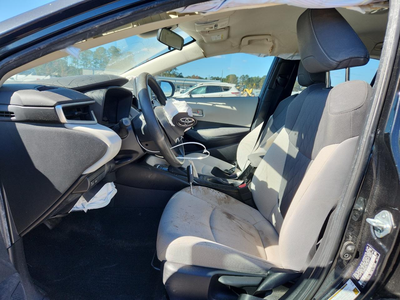 2020 TOYOTA COROLLA LE photo 7