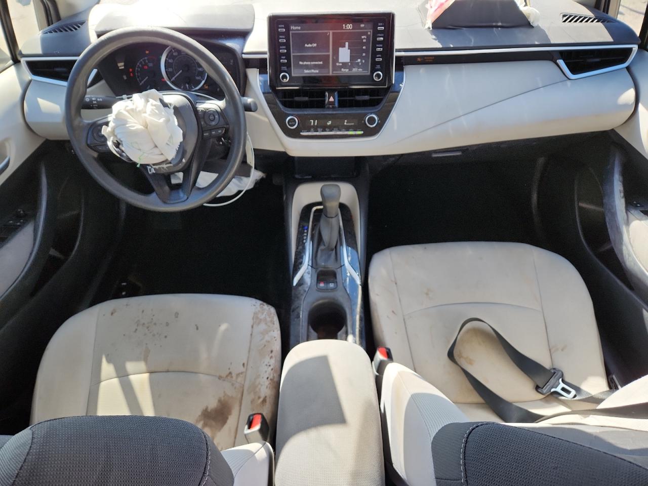 2020 TOYOTA COROLLA LE photo 8
