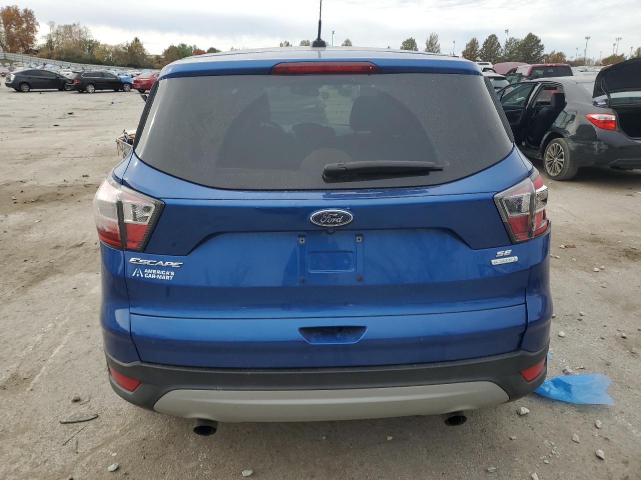 2017 FORD ESCAPE SE photo 6