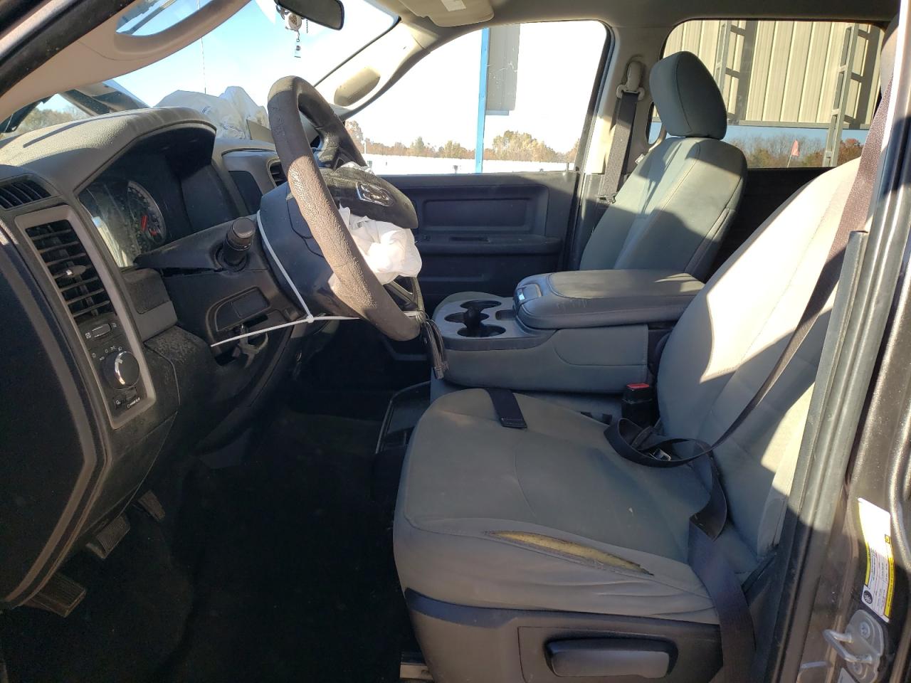 2017 RAM 2500 ST photo 13