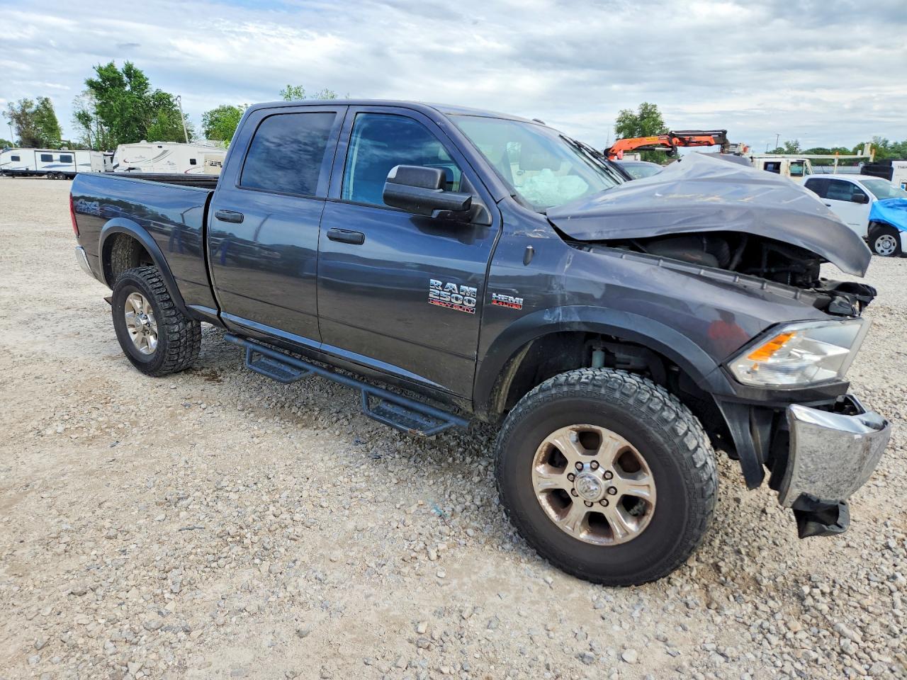 2017 RAM 2500 ST photo 8