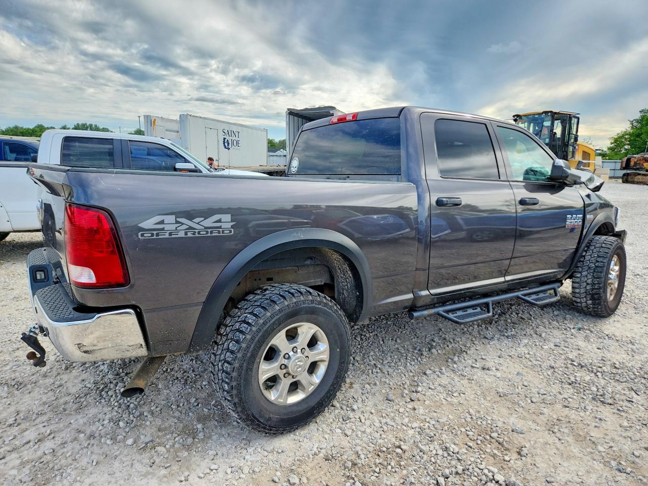 2017 RAM 2500 ST photo 6