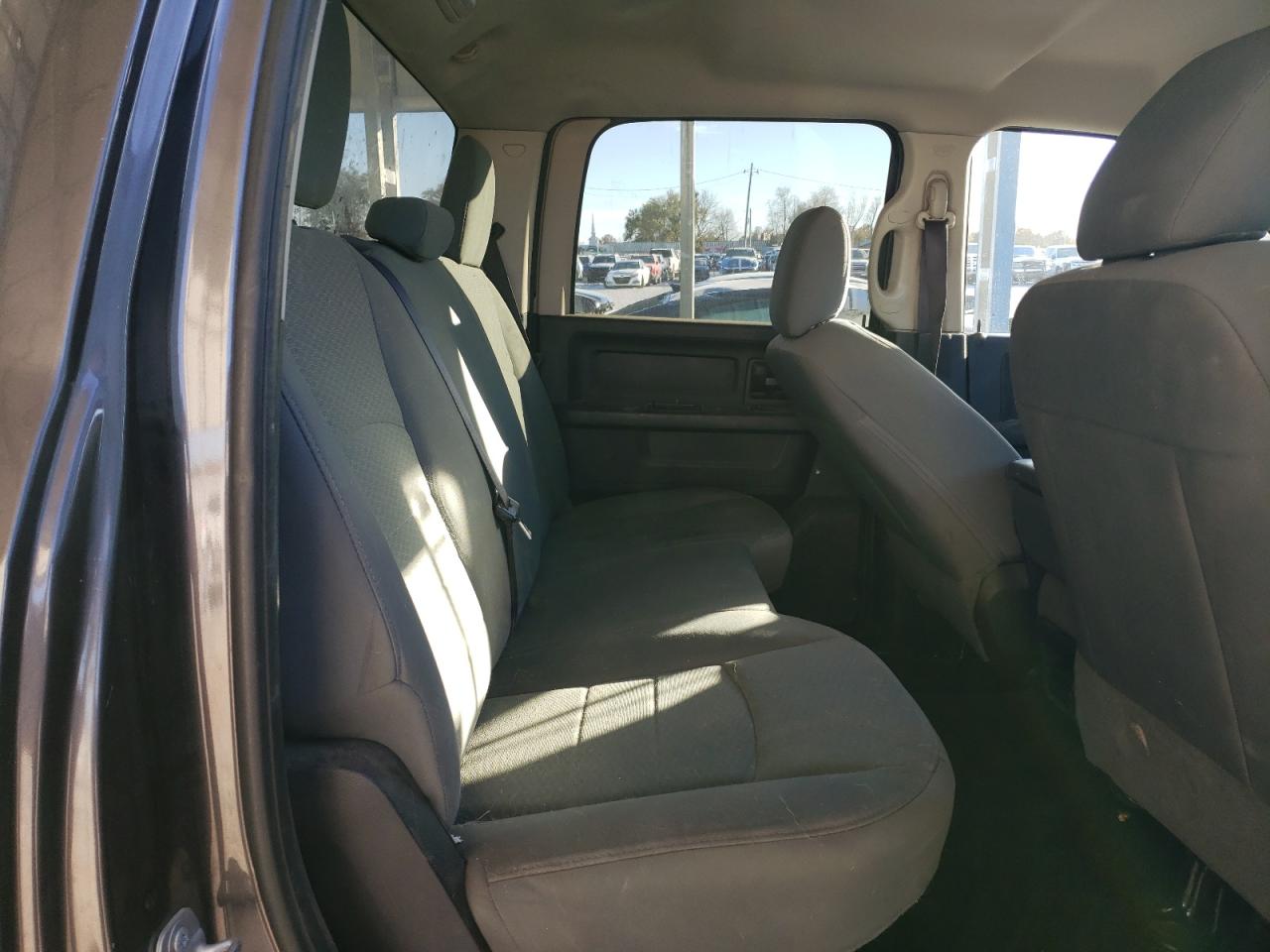 2017 RAM 2500 ST photo 19