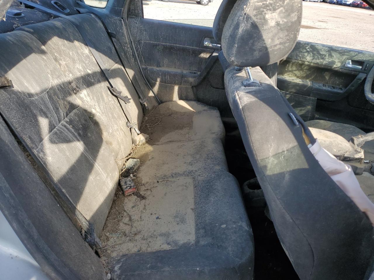 2008 FORD FOCUS SE photo 19