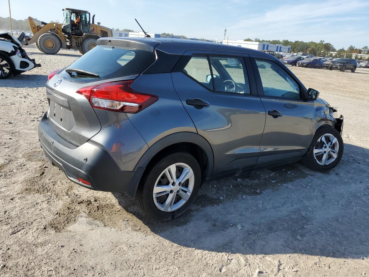 2020 NISSAN KICKS S photo 7