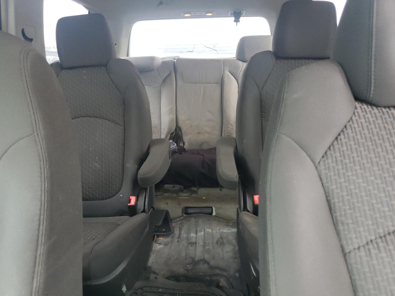 2008 GMC ACADIA SLE photo 19