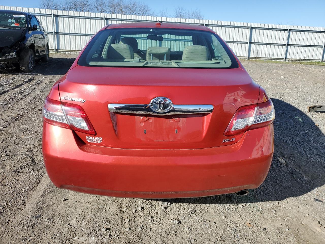 2011 TOYOTA CAMRY BASE photo 6