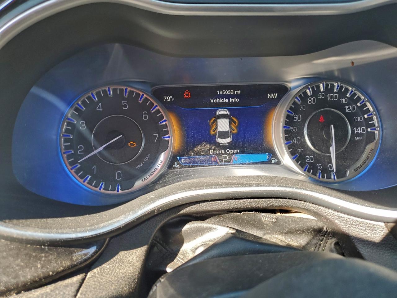 2015 CHRYSLER 200 C photo 9