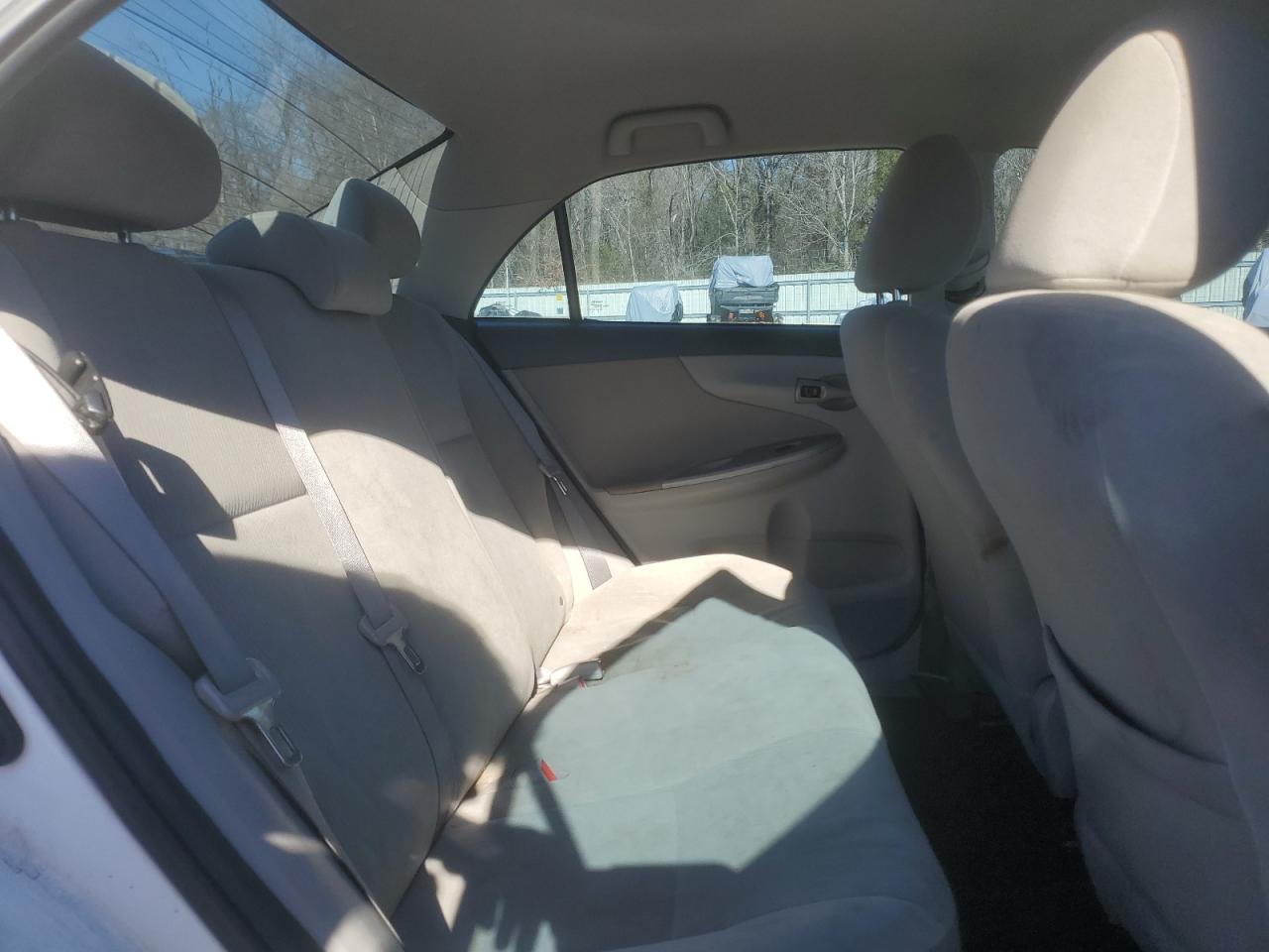 2011 TOYOTA COROLLA BASE photo 10