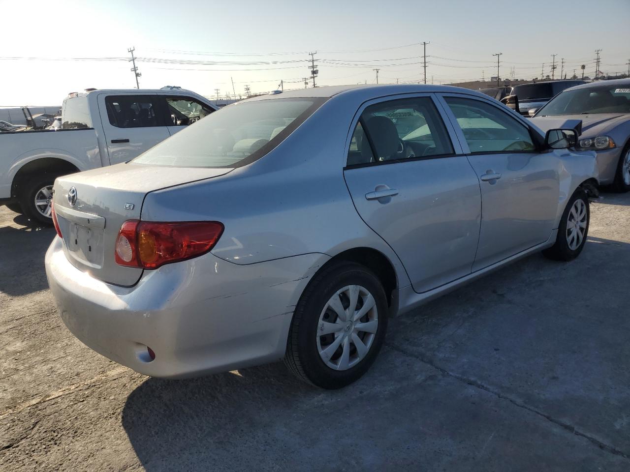 2010 TOYOTA COROLLA BASE photo 5