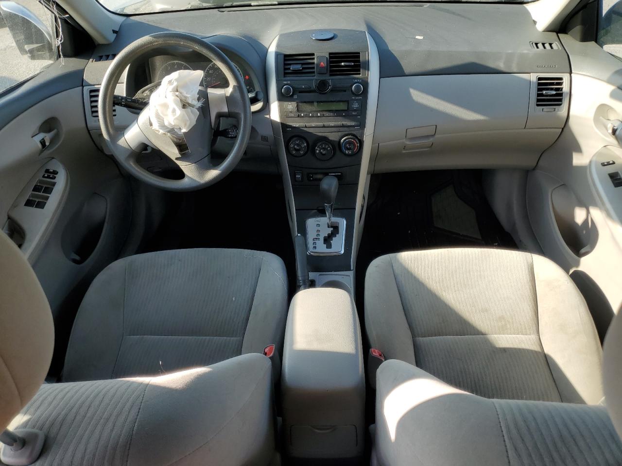 2010 TOYOTA COROLLA BASE photo 15