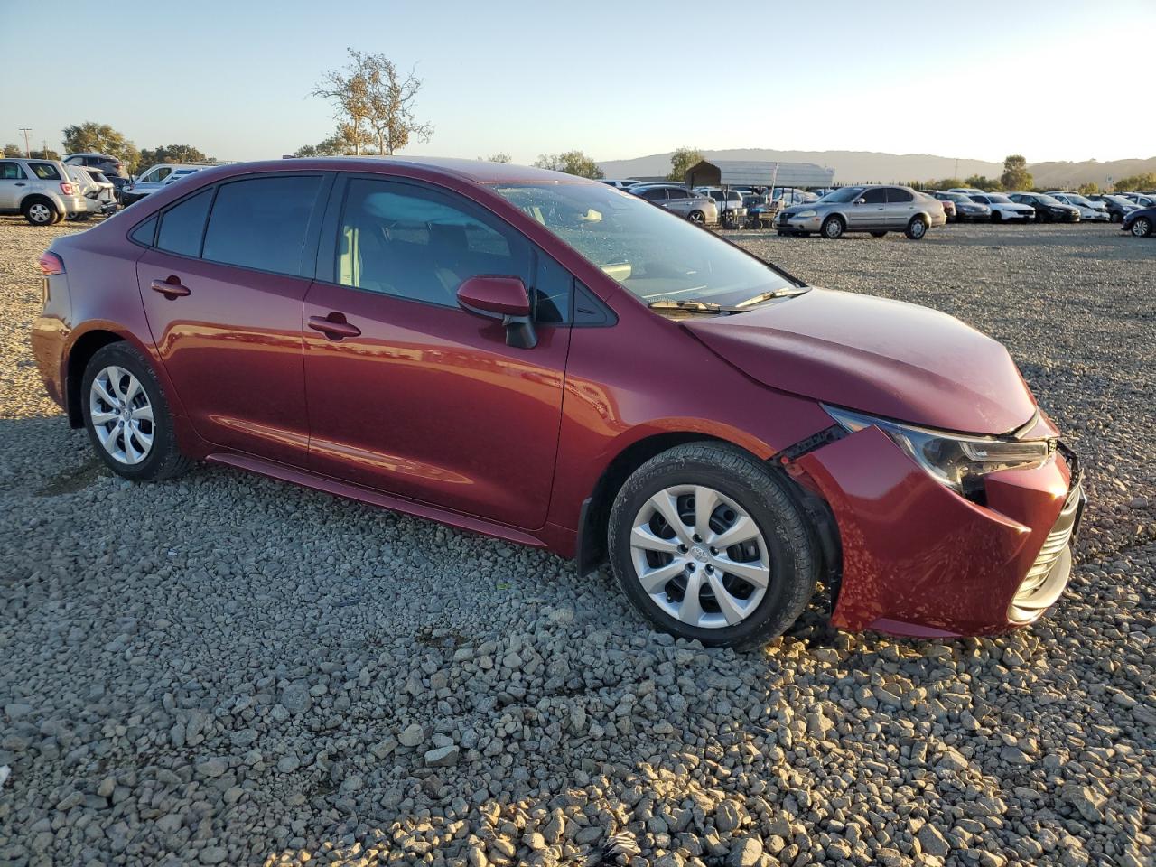 2024 TOYOTA COROLLA LE photo 4