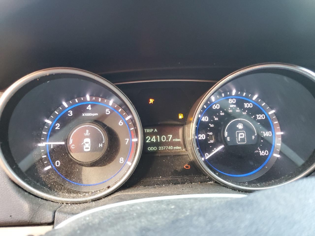 2011 HYUNDAI SONATA GLS photo 17