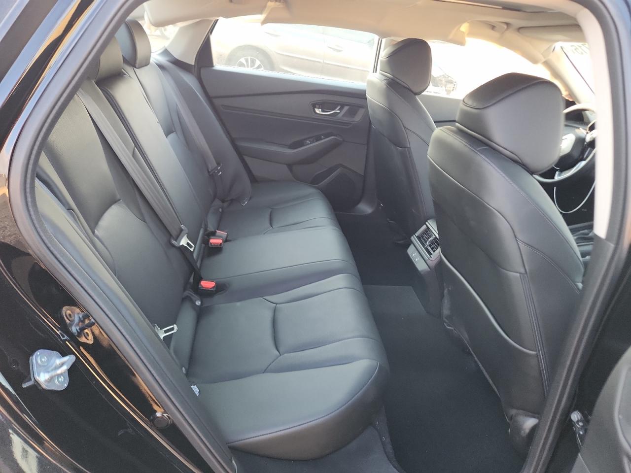2025 HONDA ACCORD TOURING HYBRID photo 19