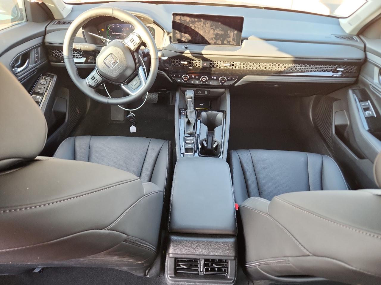 2025 HONDA ACCORD TOURING HYBRID photo 15