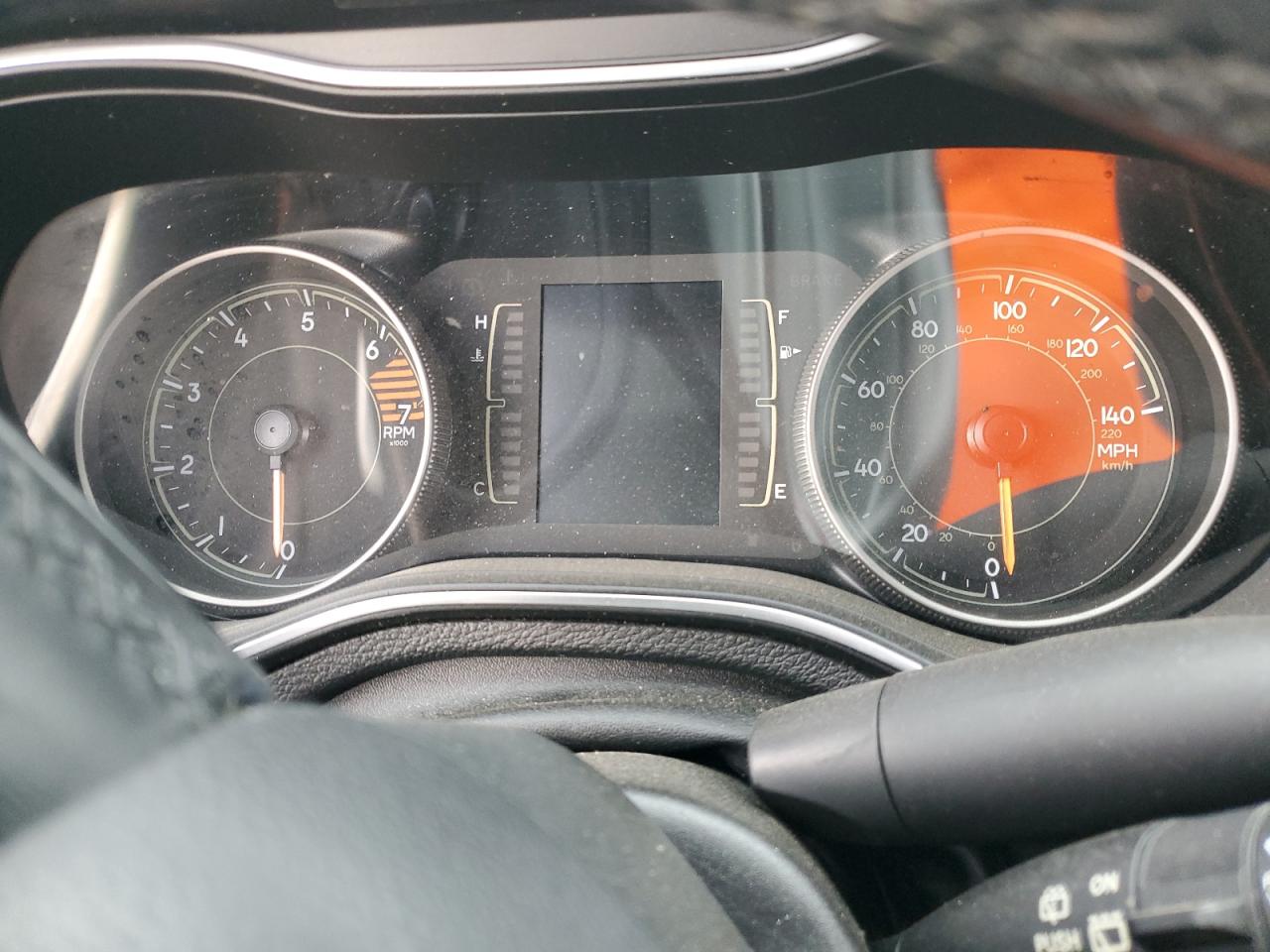 2019 JEEP CHEROKEE LATITUDE PLUS photo 17