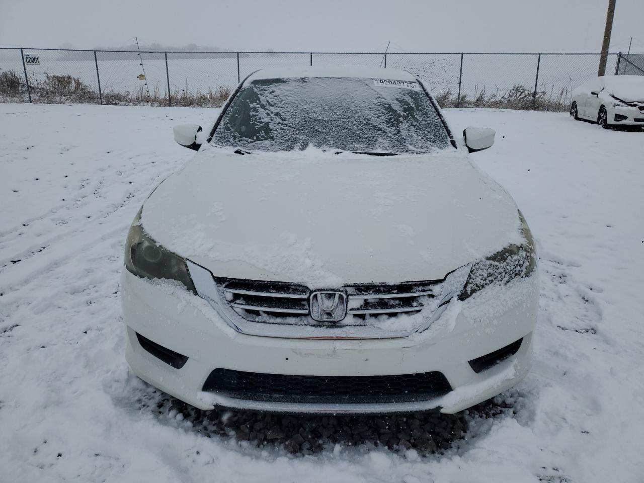 2013 HONDA ACCORD LX photo 13