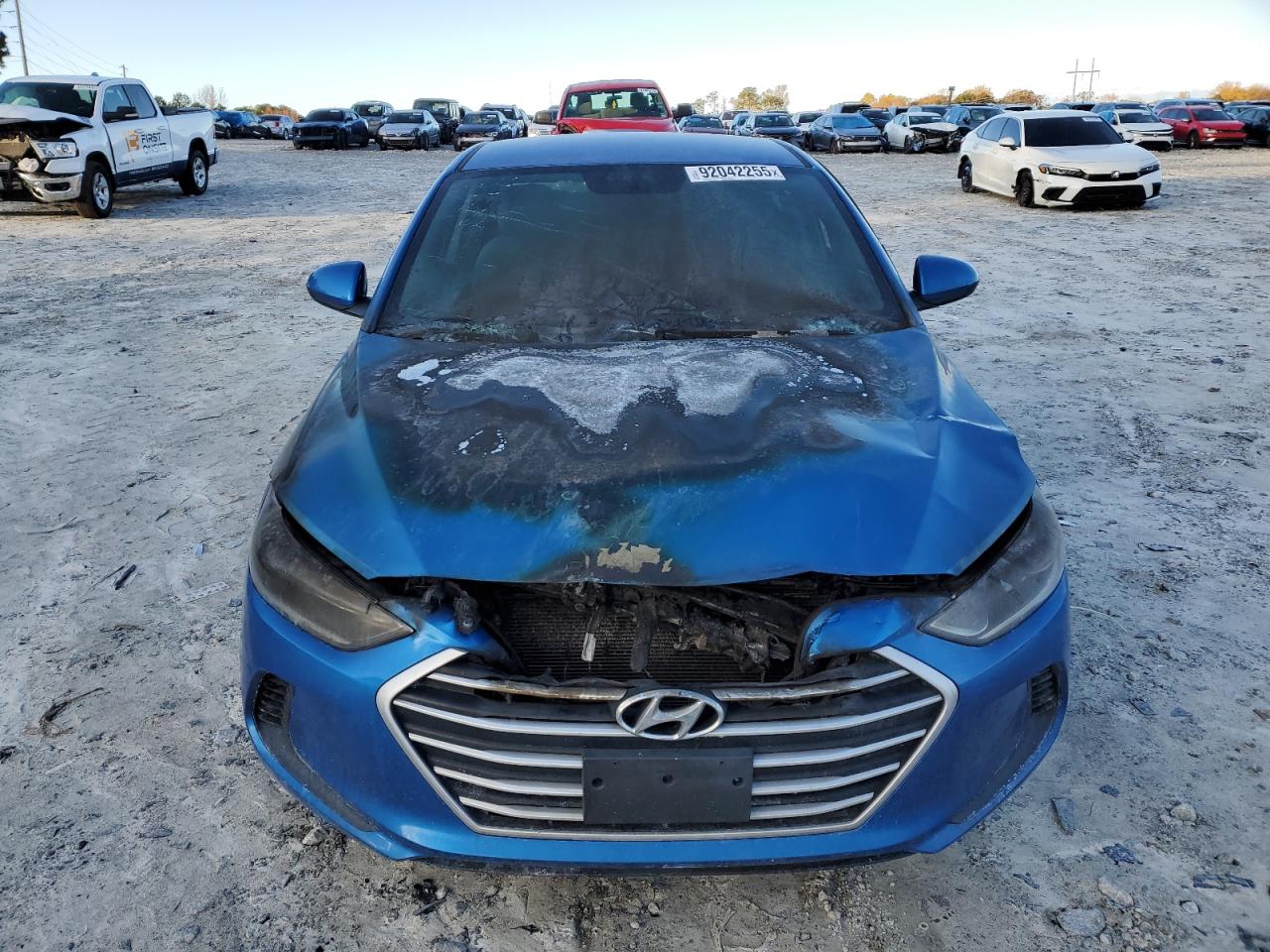 2017 HYUNDAI ELANTRA SE photo 9