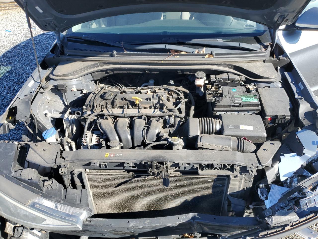 2019 HYUNDAI ELANTRA SEL photo 21