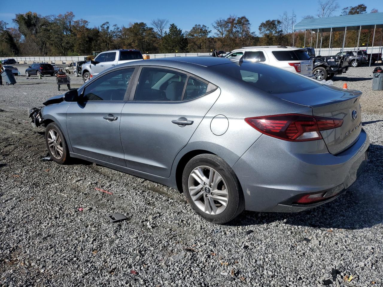 2019 HYUNDAI ELANTRA SEL photo 3