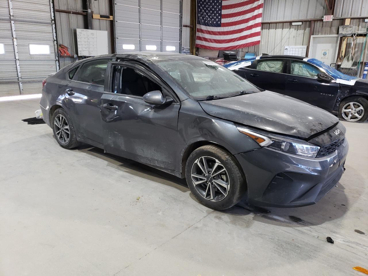 2024 KIA FORTE LX photo 7
