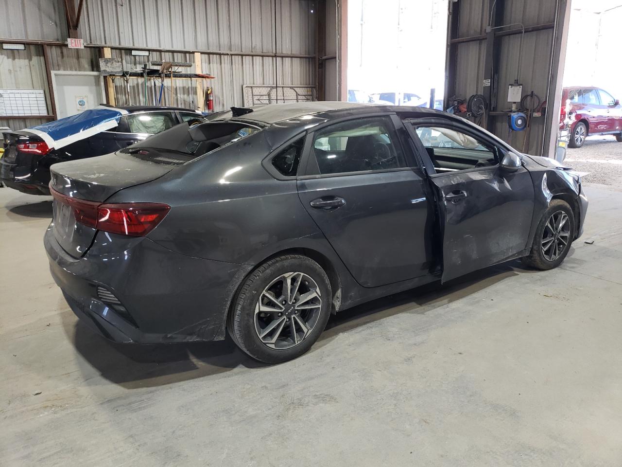 2024 KIA FORTE LX photo 5