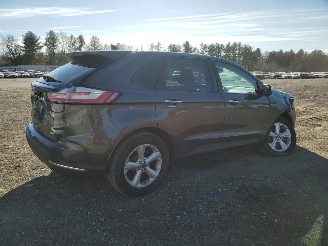 2020 FORD EDGE SE photo 3