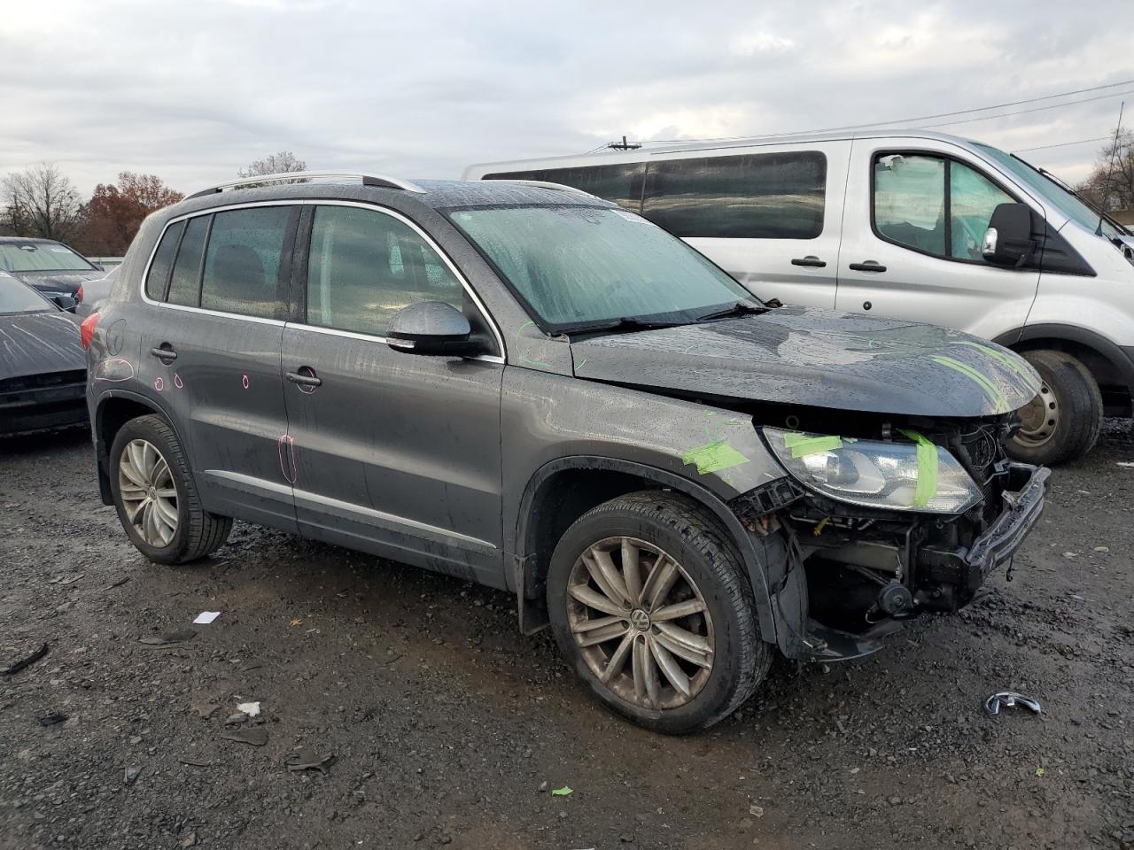 2016 VOLKSWAGEN TIGUAN S photo 4