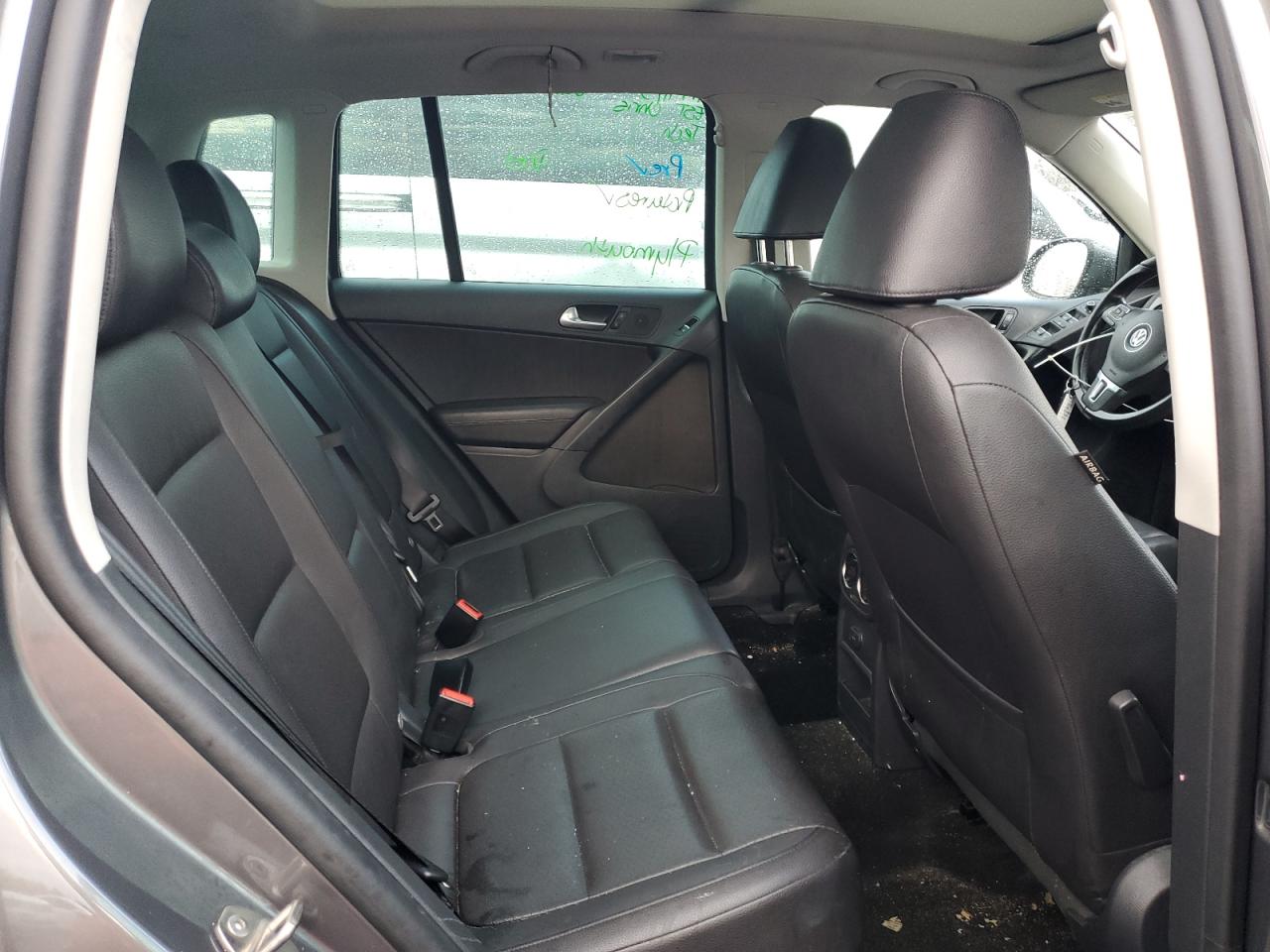 2016 VOLKSWAGEN TIGUAN S photo 11