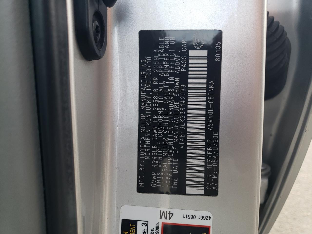 2011 TOYOTA CAMRY BASE photo 12