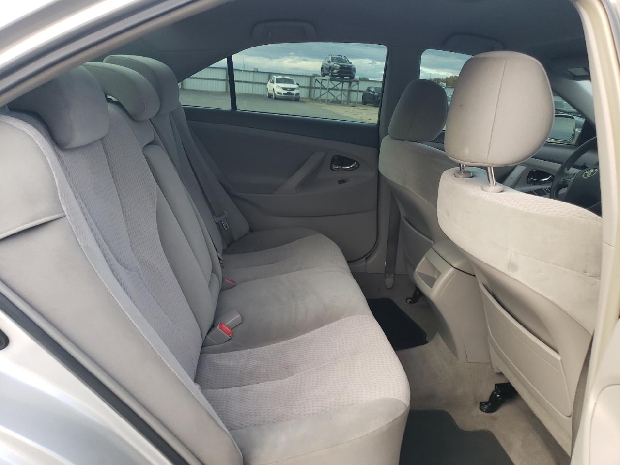 2011 TOYOTA CAMRY BASE photo 10