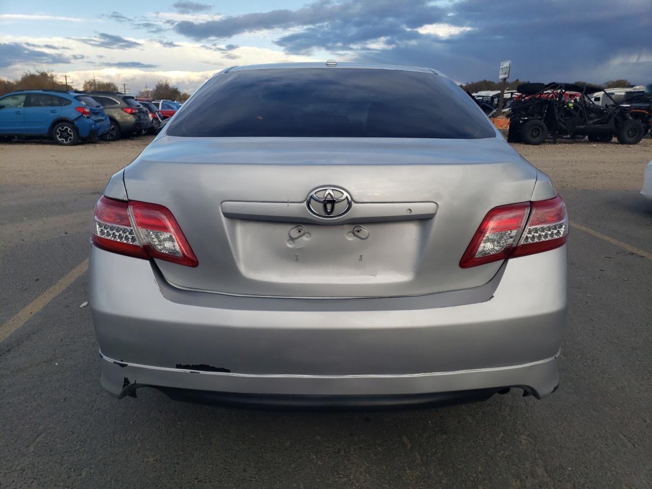 2011 TOYOTA CAMRY BASE photo 6