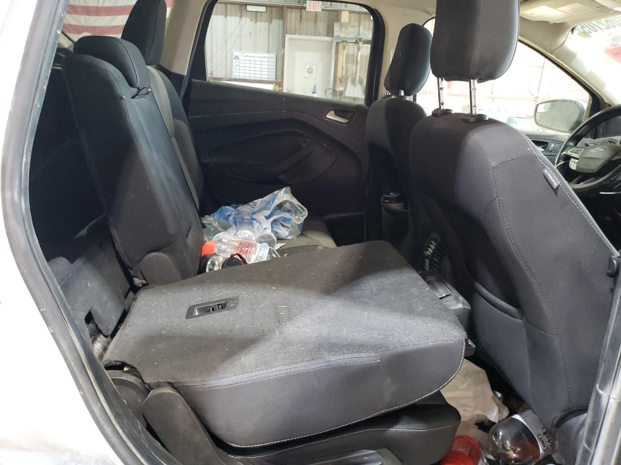 2019 FORD ESCAPE SE photo 31