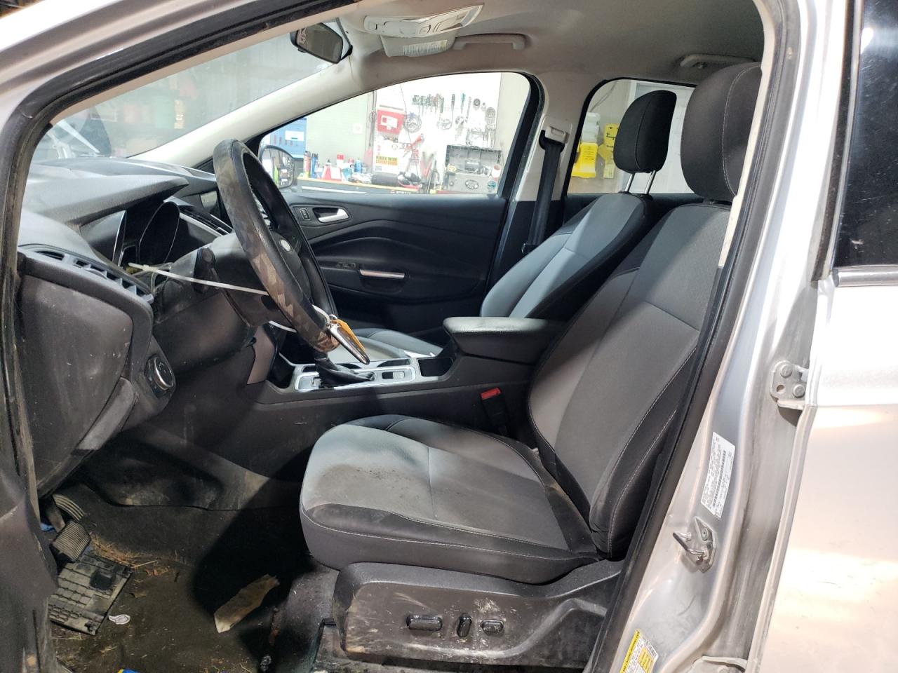 2019 FORD ESCAPE SE photo 19