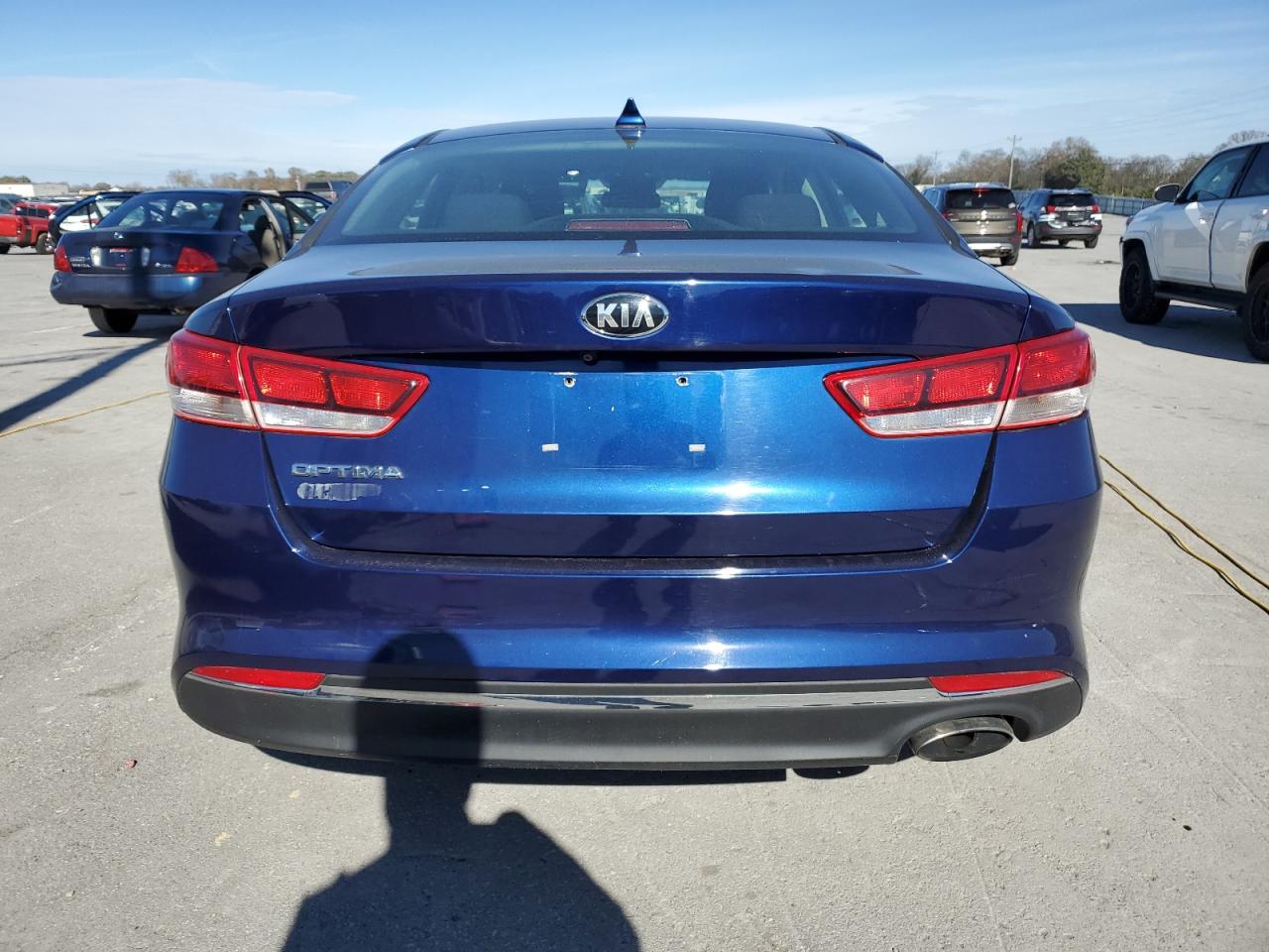 2017 KIA OPTIMA LX photo 11