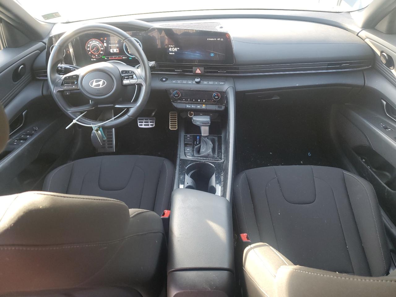 2025 HYUNDAI ELANTRA BLUE photo 8