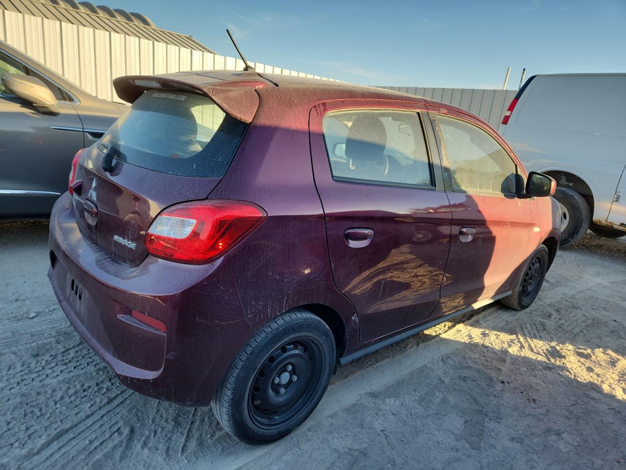 2018 MITSUBISHI MIRAGE ES photo 3