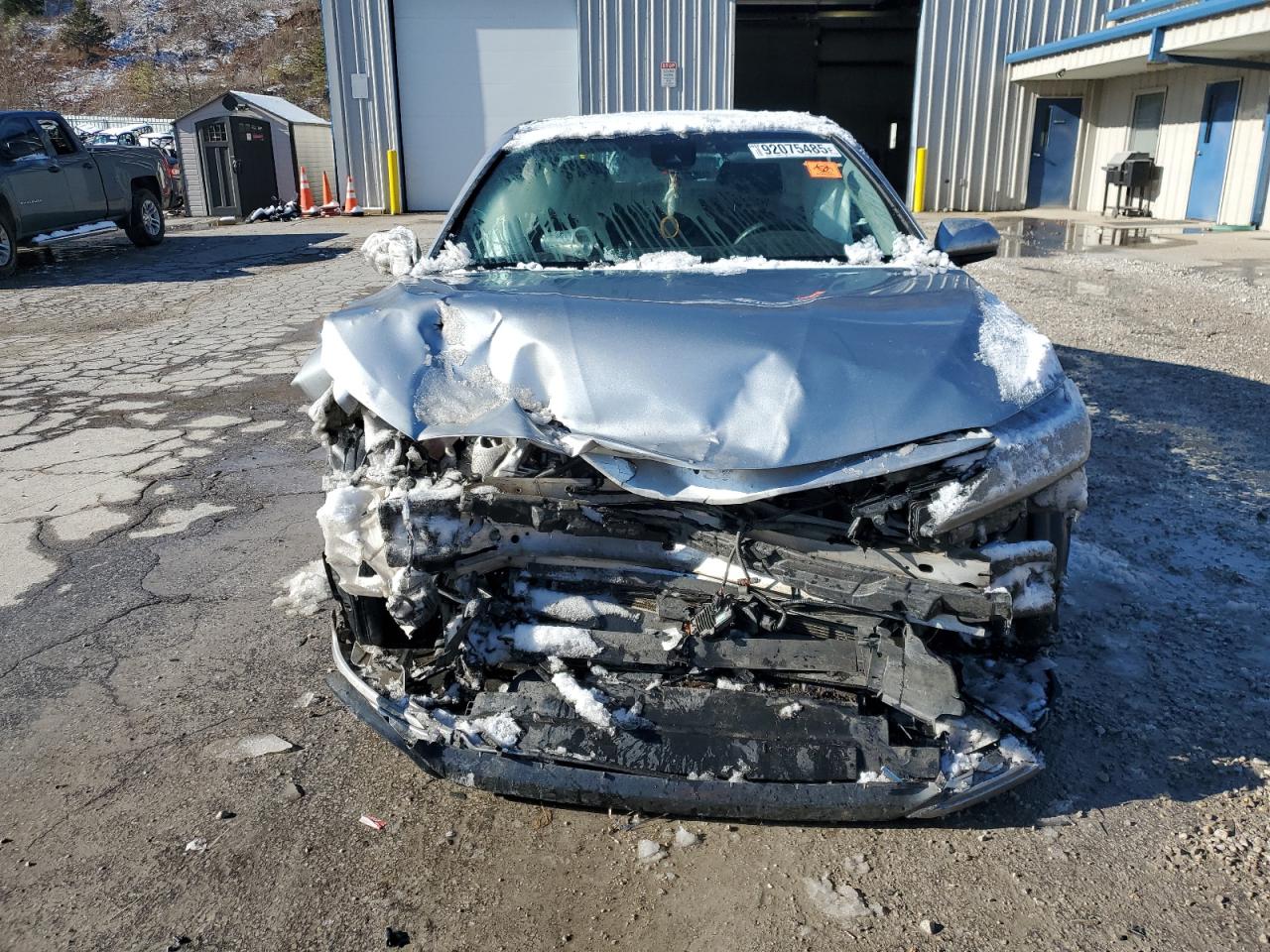 2021 TOYOTA CAMRY LE photo 5