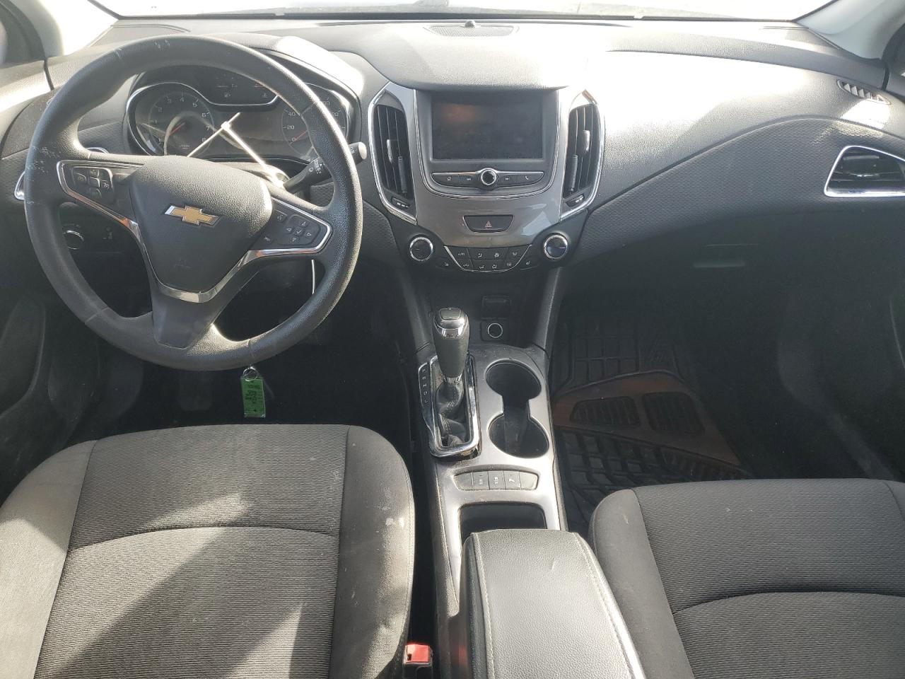 2019 CHEVROLET CRUZE LT photo 22