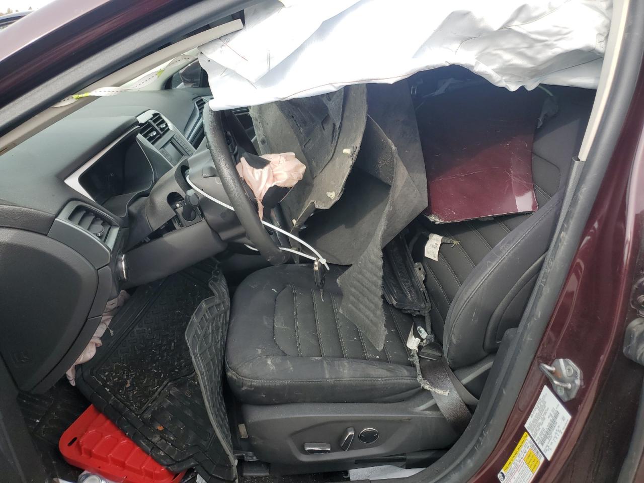 2013 FORD FUSION SE photo 13