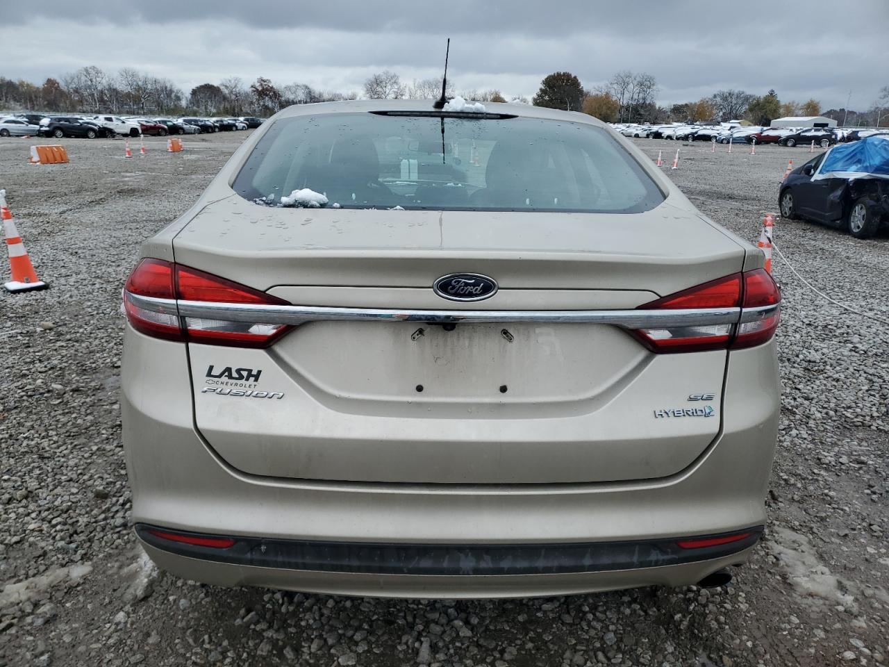 2017 FORD FUSION SE HYBRID photo 6