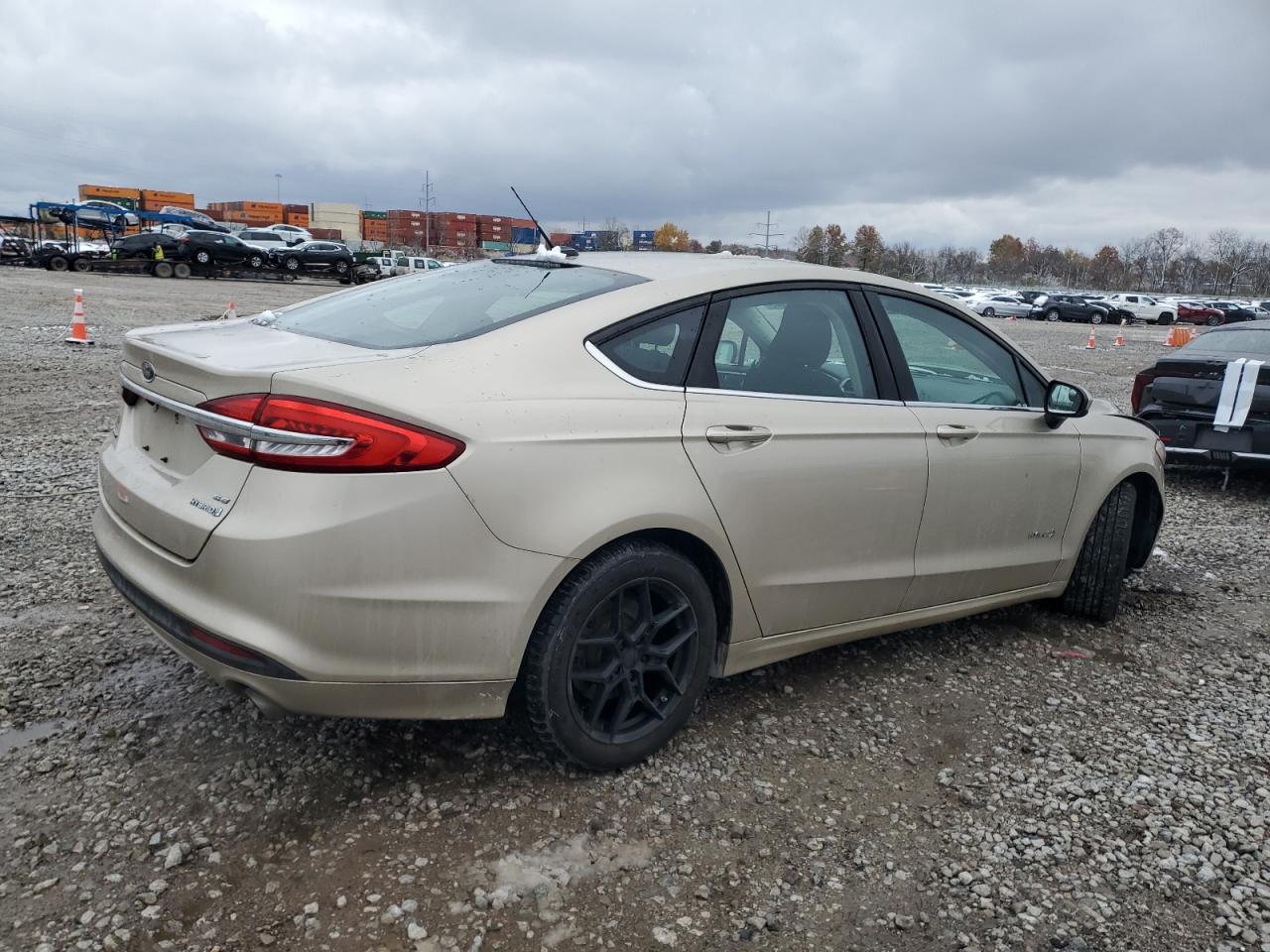 2017 FORD FUSION SE HYBRID photo 3