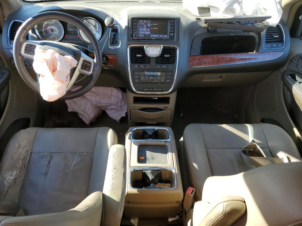2015 CHRYSLER TOWN & COUNTRY TOURING photo 8