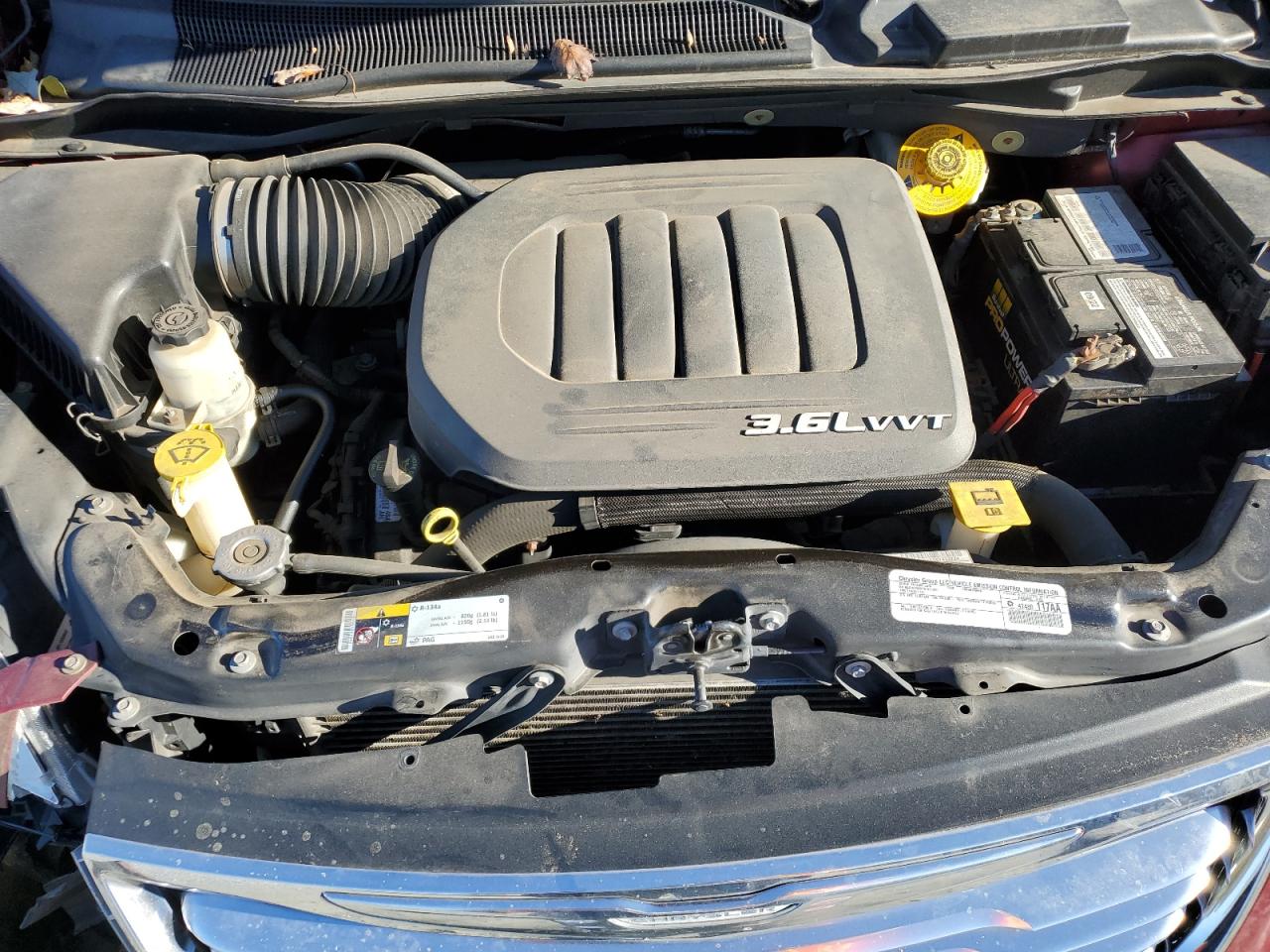 2015 CHRYSLER TOWN & COUNTRY TOURING photo 12
