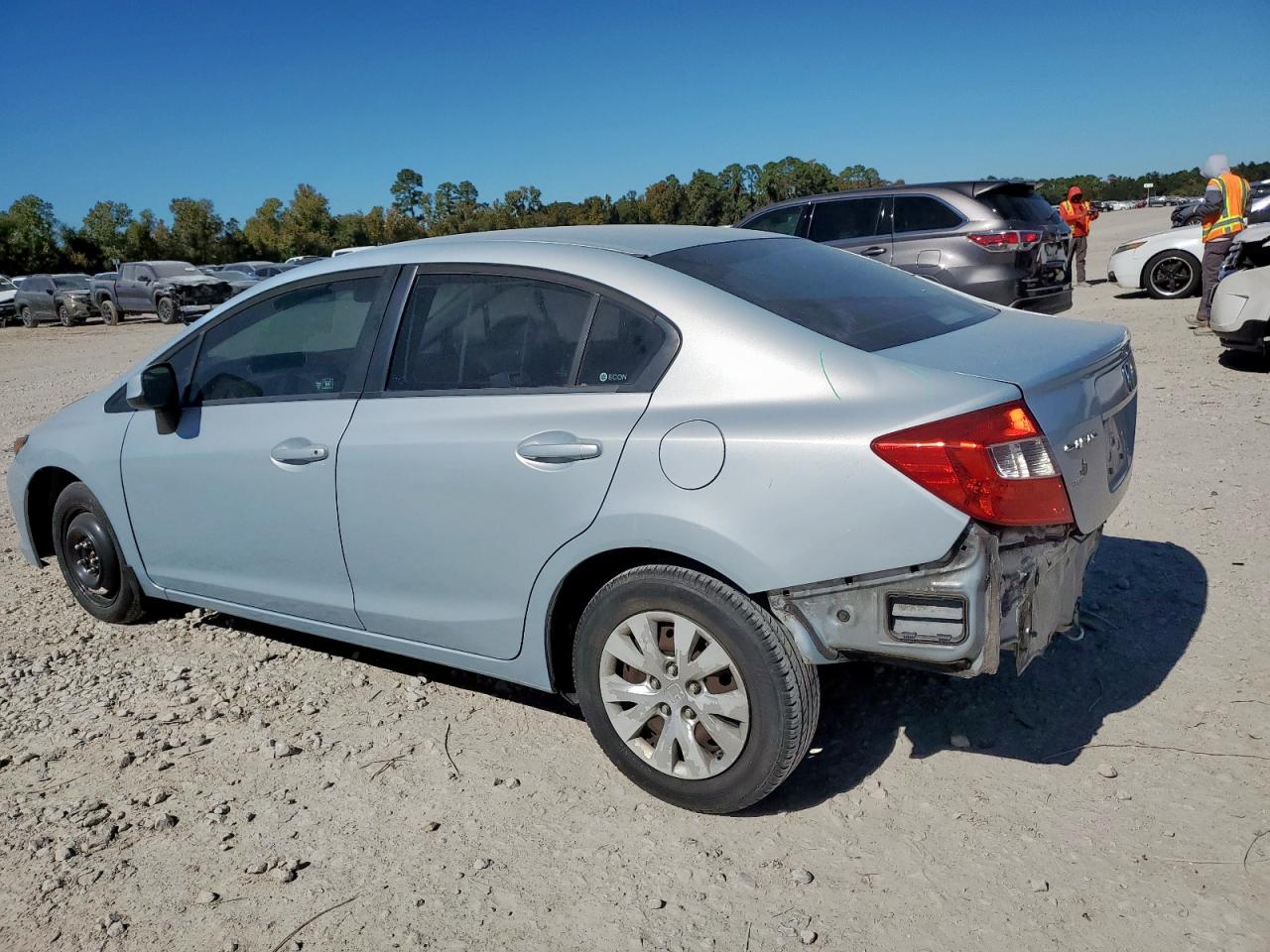 2012 HONDA CIVIC LX photo 4