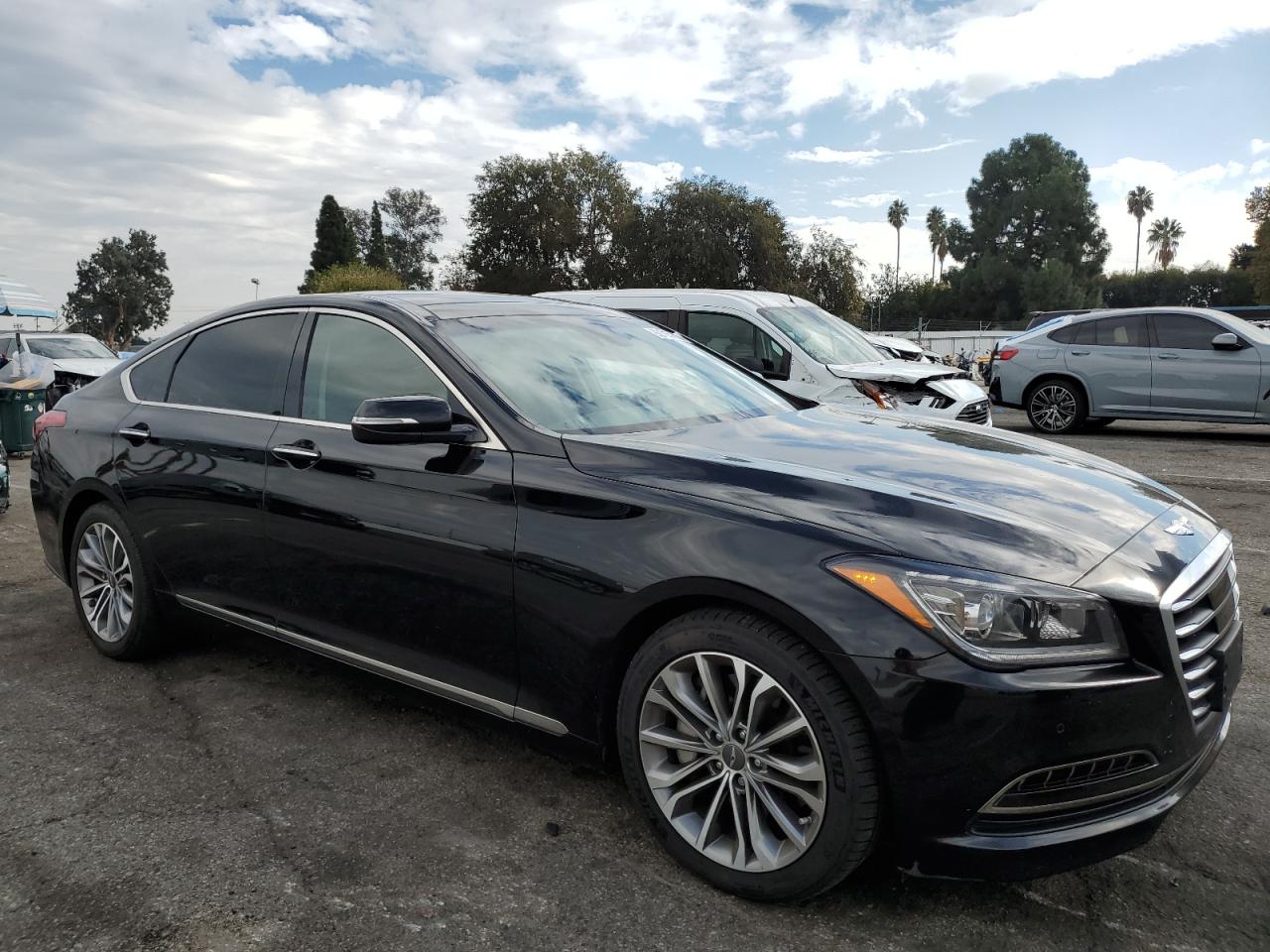 2015 HYUNDAI GENESIS 3.8L photo 7
